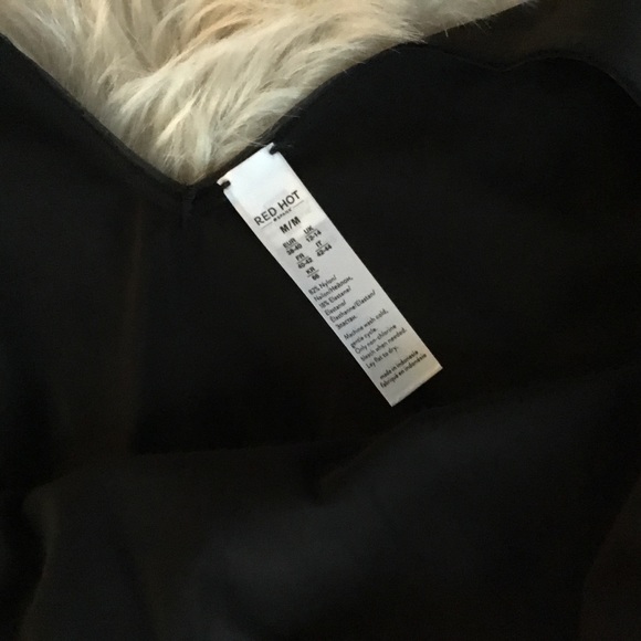 Spanx Reversible Neckline Tank Top Medium Black - Picture 5 of 5